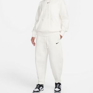 Nike Women's Sportswear Phoenix Fleece High-Waisted Curve Sweatpants